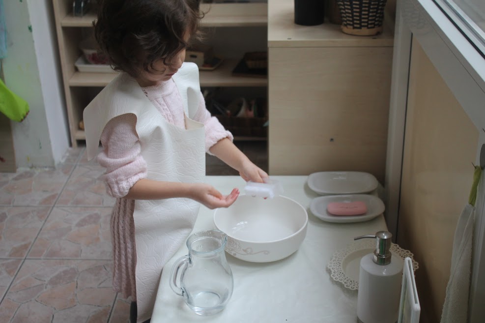 Povestea primei grădinițe Montessori din București, deschisă prima dată într-un cabinet stomatologic